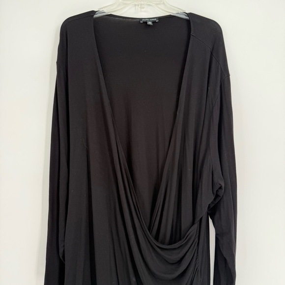 Universal Standard Women’s Ruched surplice Blouse Size 2X Black Long Sleeves - Picture 3 of 9
